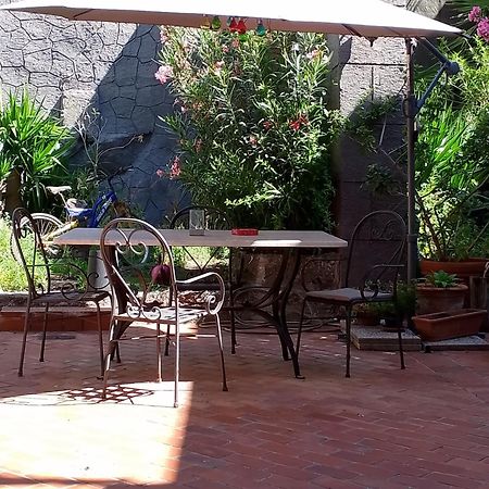 Casa Romeo Villa Adrano Bagian luar foto