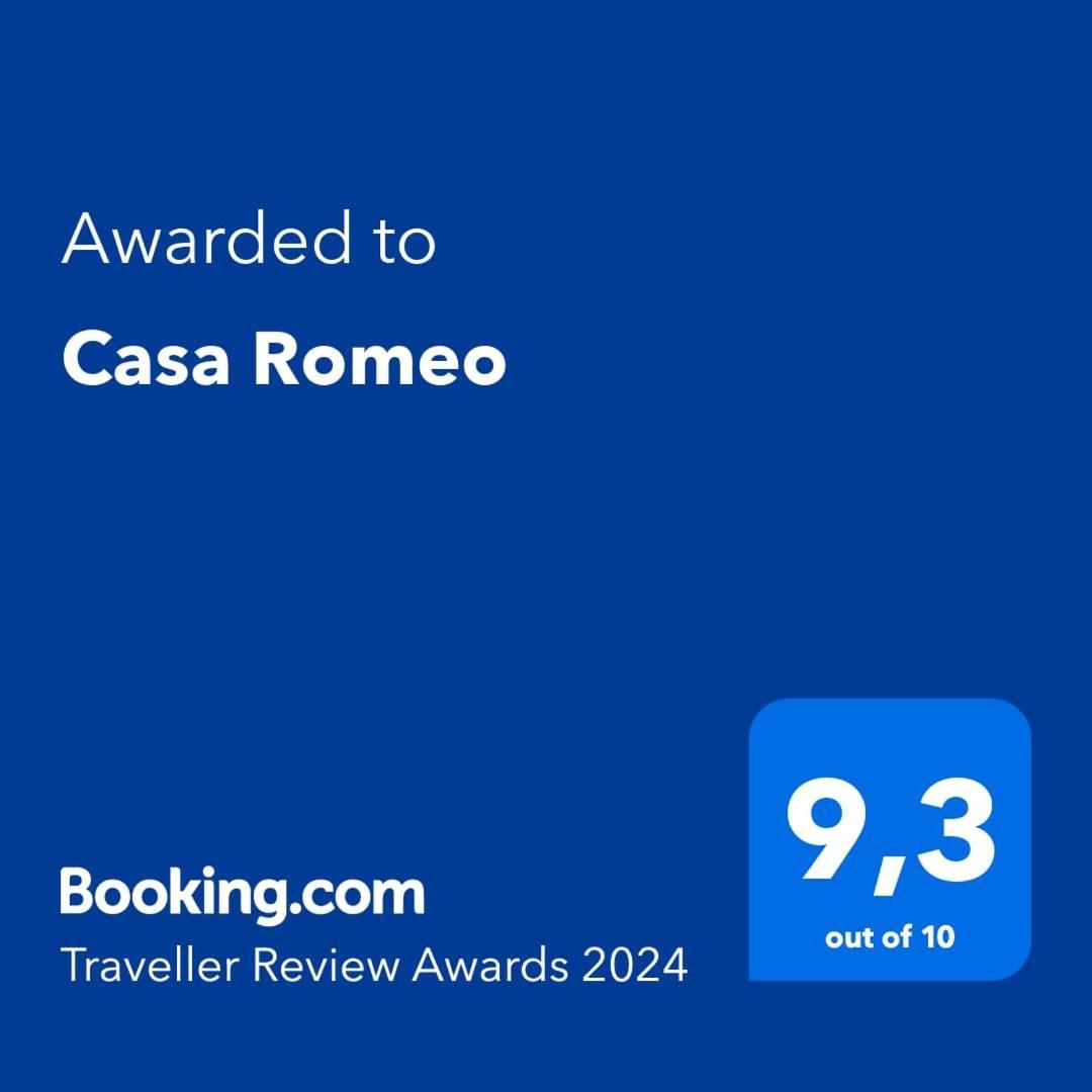 Casa Romeo Villa Adrano Bagian luar foto